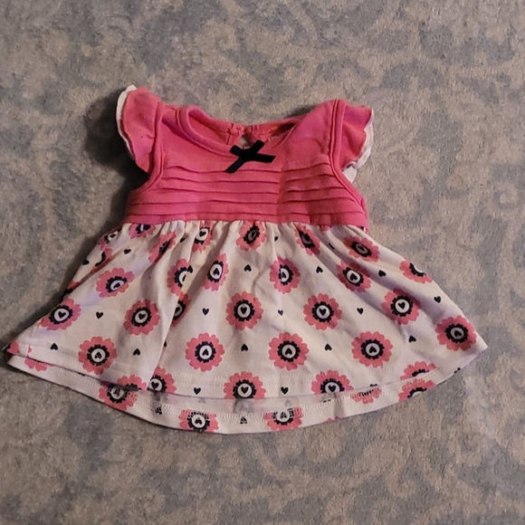 Pink white shirt - Picture 1 of 2